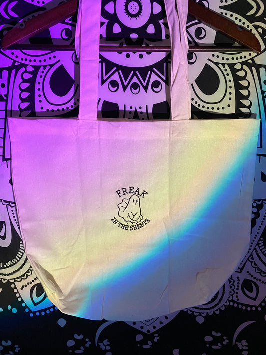 Freak in the sheets Tote Bag